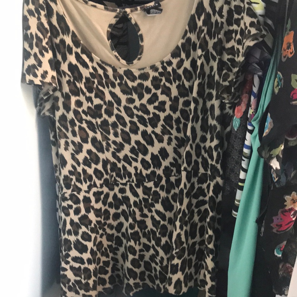 Leopard top